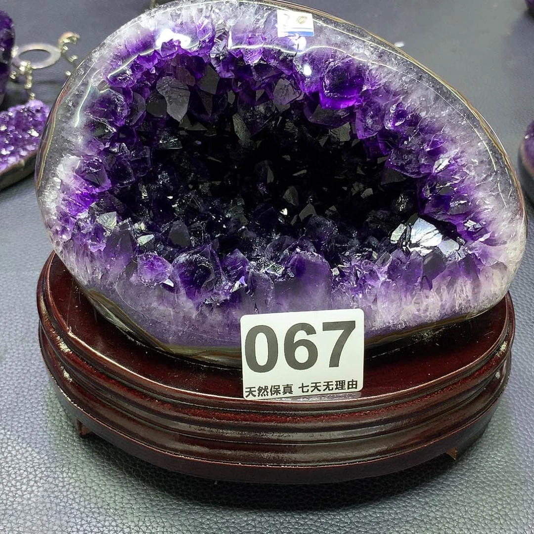 水晶摆件未镶嵌阳****子