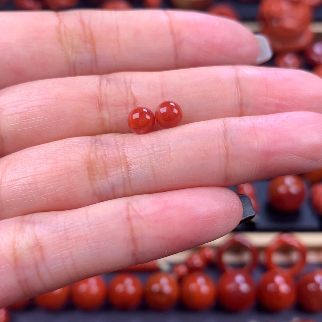 未镶嵌圆珠对珠5mm南红玛瑙