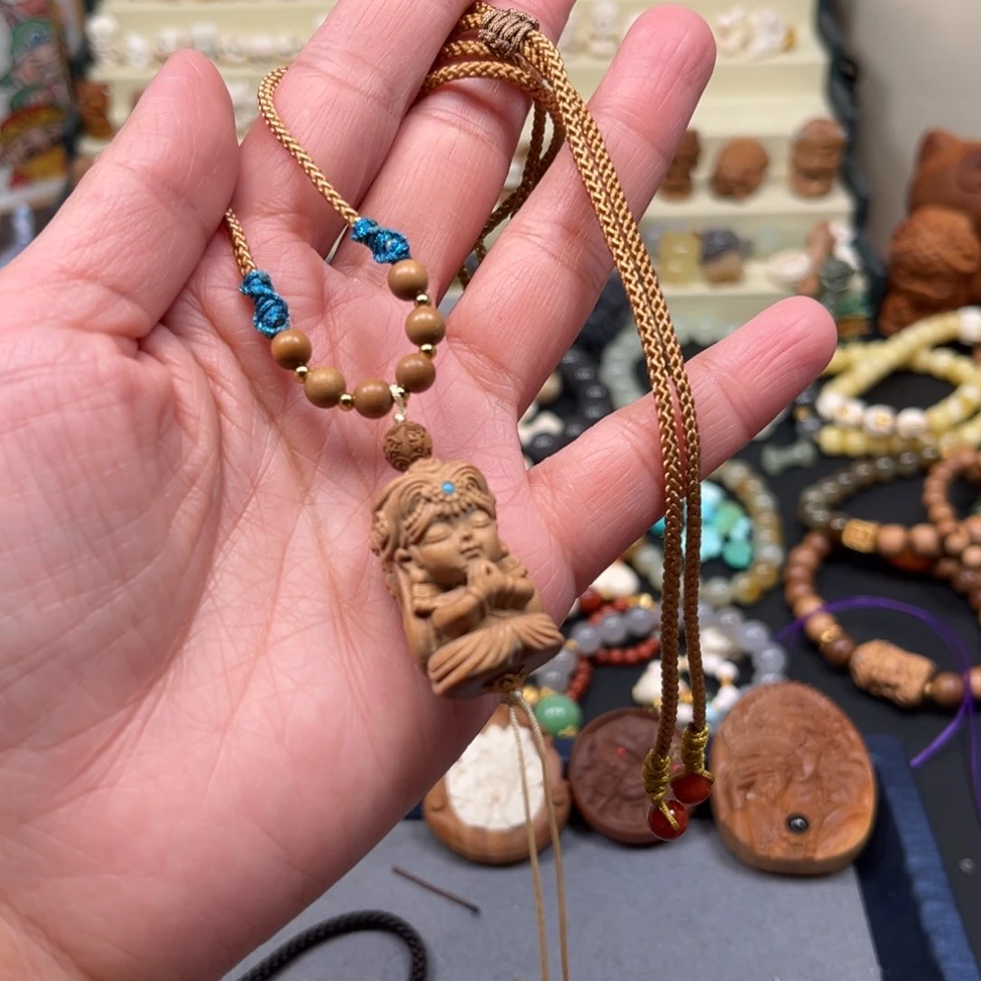 檀香木吊坠多*单个扎基