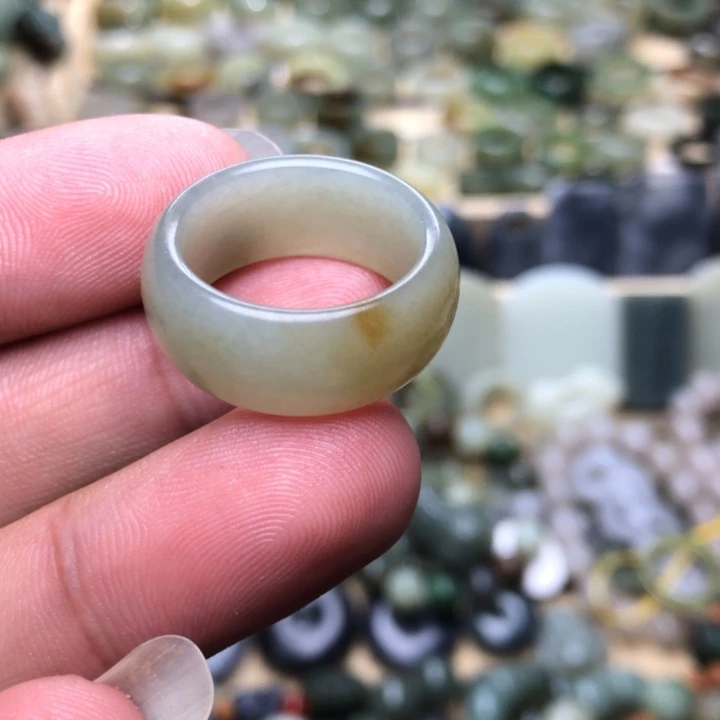 和田玉颈饰未镶嵌B****B