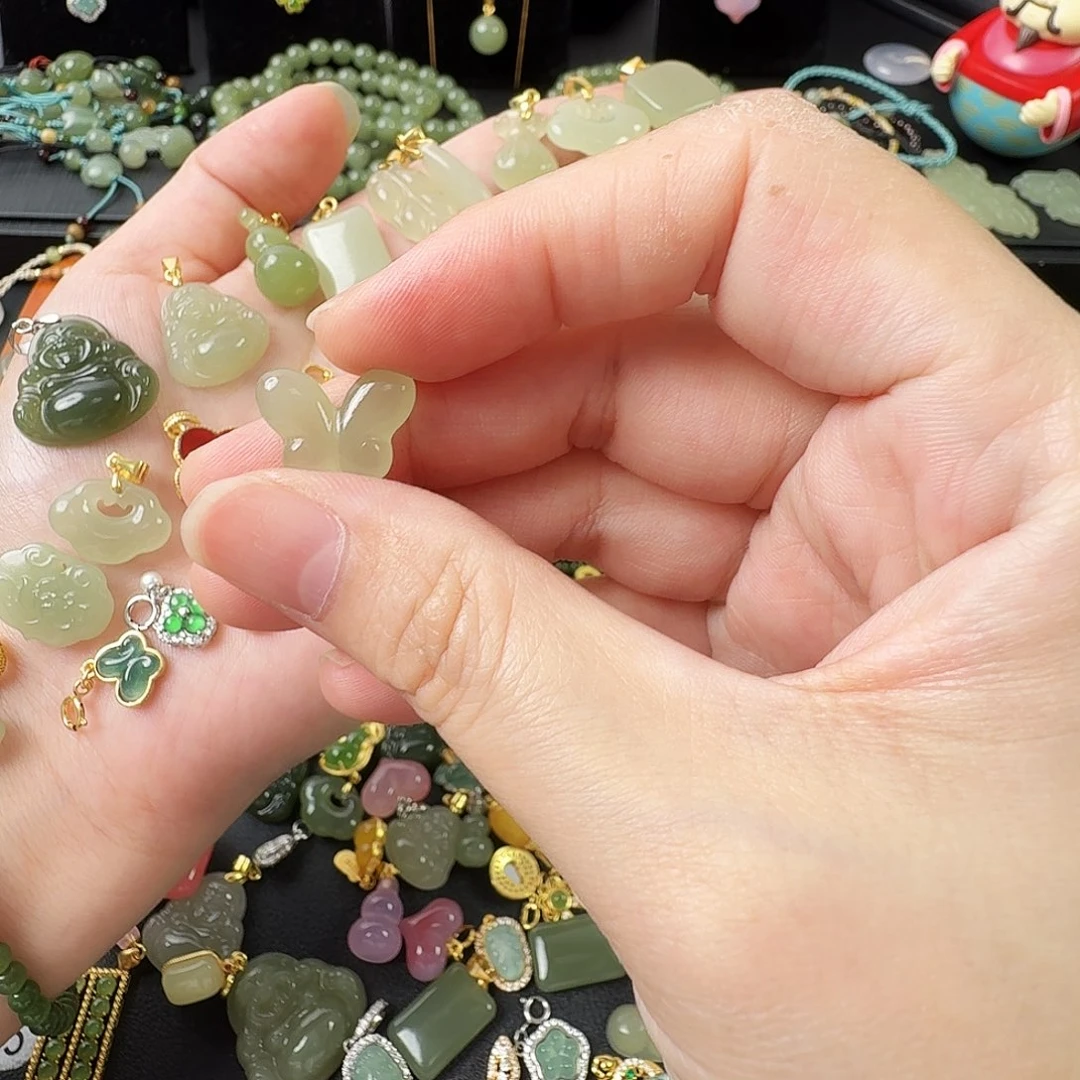 ༄***࿐和田玉未镶嵌颈饰