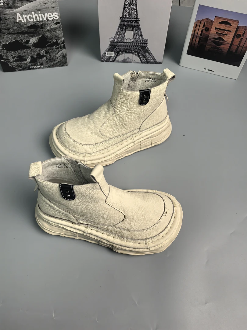 复古港风圆头平跟保暖中跟马丁靴时尚高帮鞋冬季