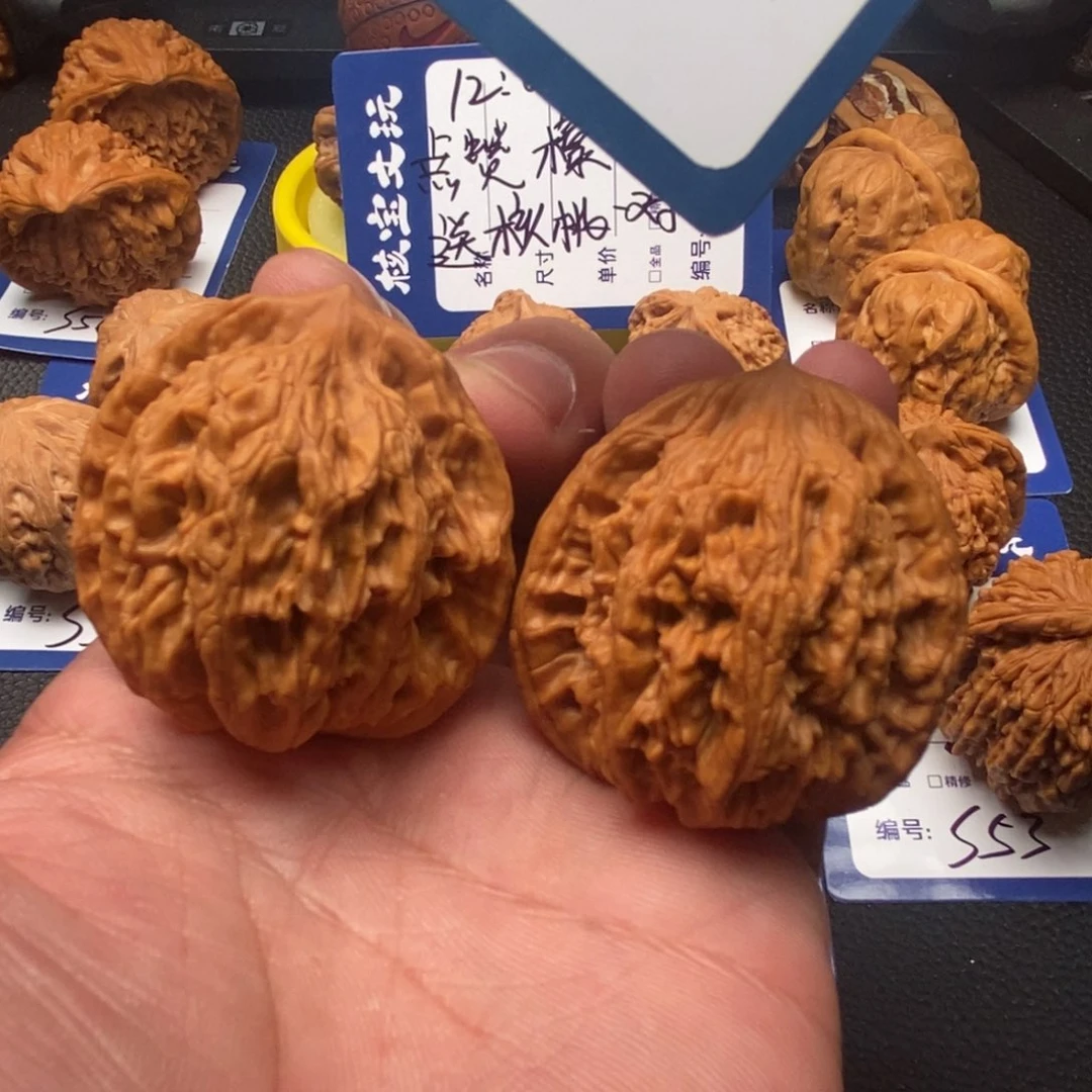 把件文玩核桃虎头 42尺 12