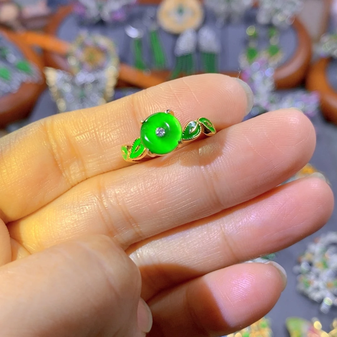 颈饰银S925镶嵌翡翠