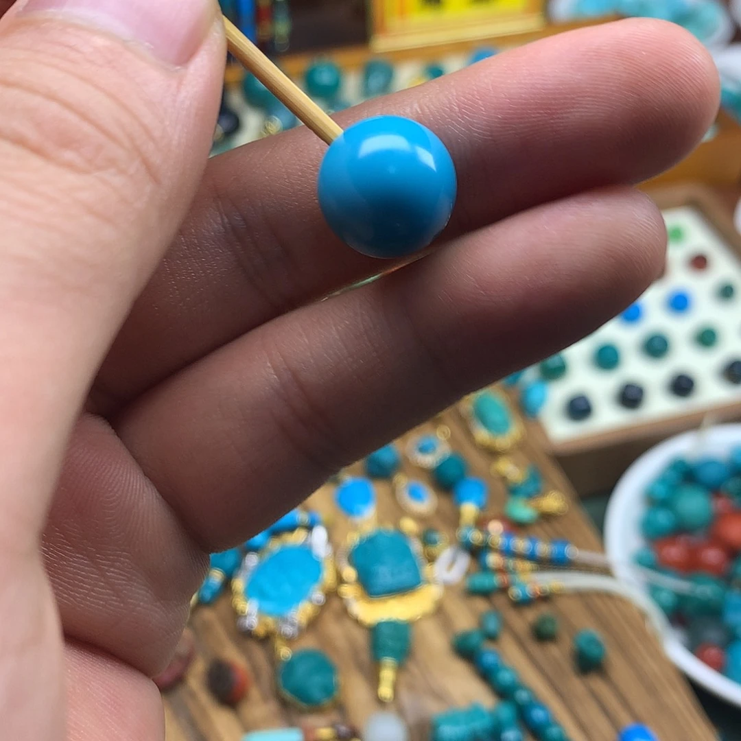 未镶嵌绿松石珠宝奇石