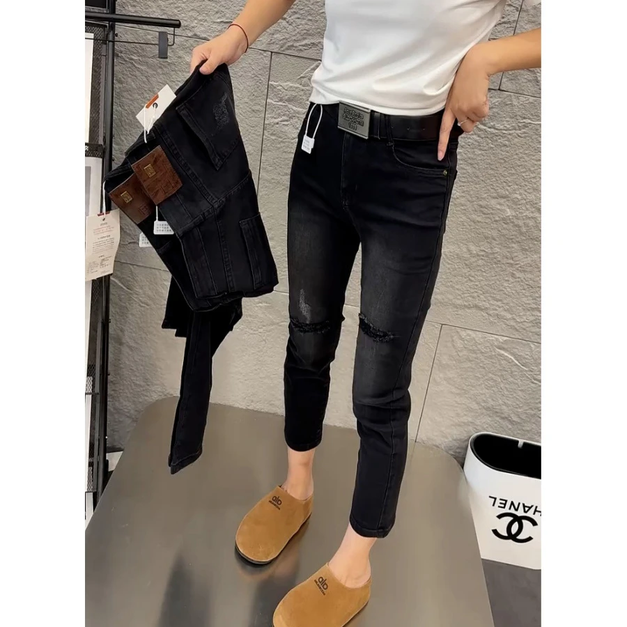 秋冬新款黑灰假破洞直筒牛仔裤女大码胖mm修身弹力显瘦九分烟管裤