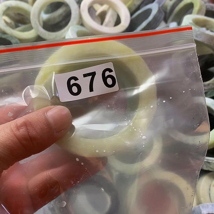 蛇纹石玉原未镶嵌很****们