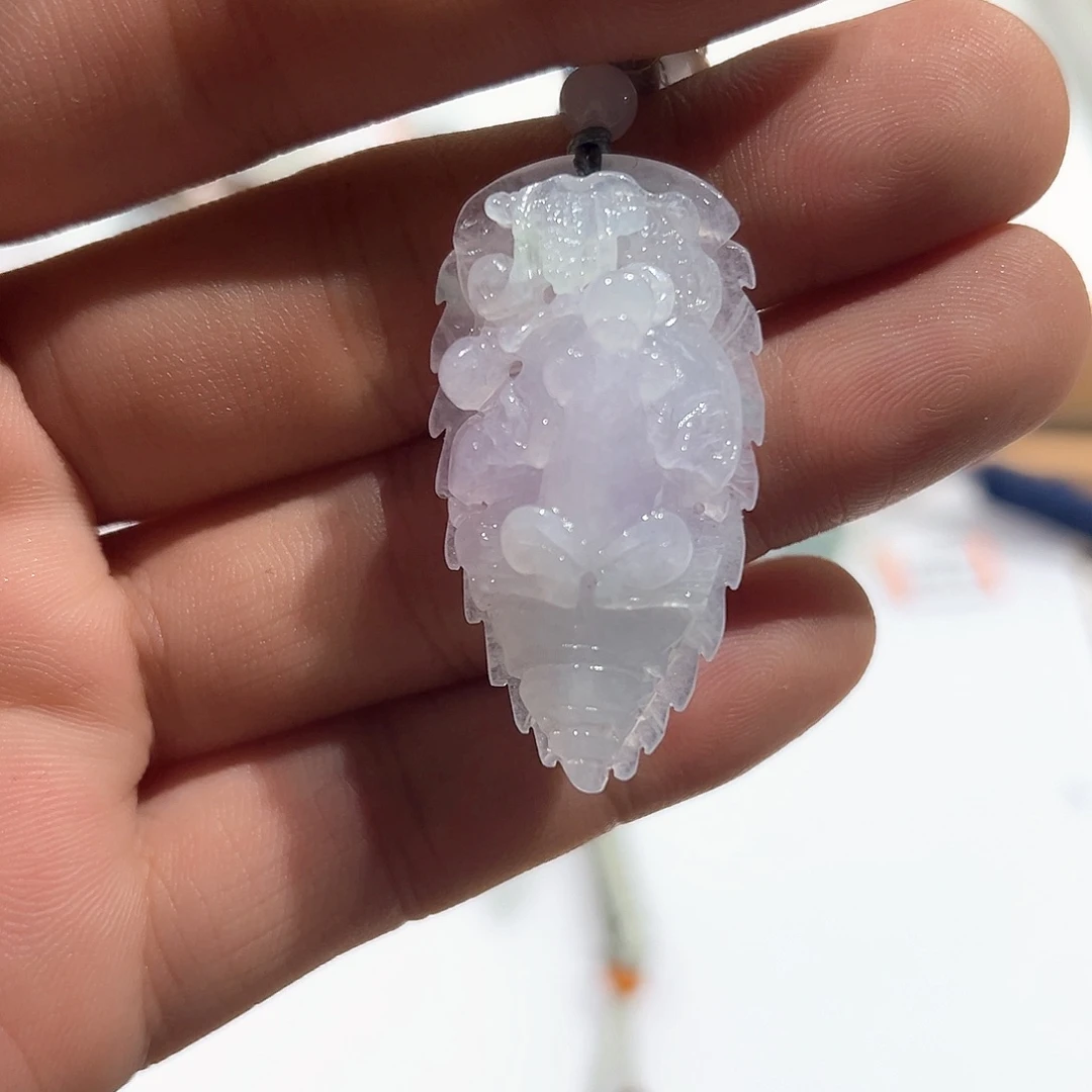 翡翠未镶嵌颈饰挂件