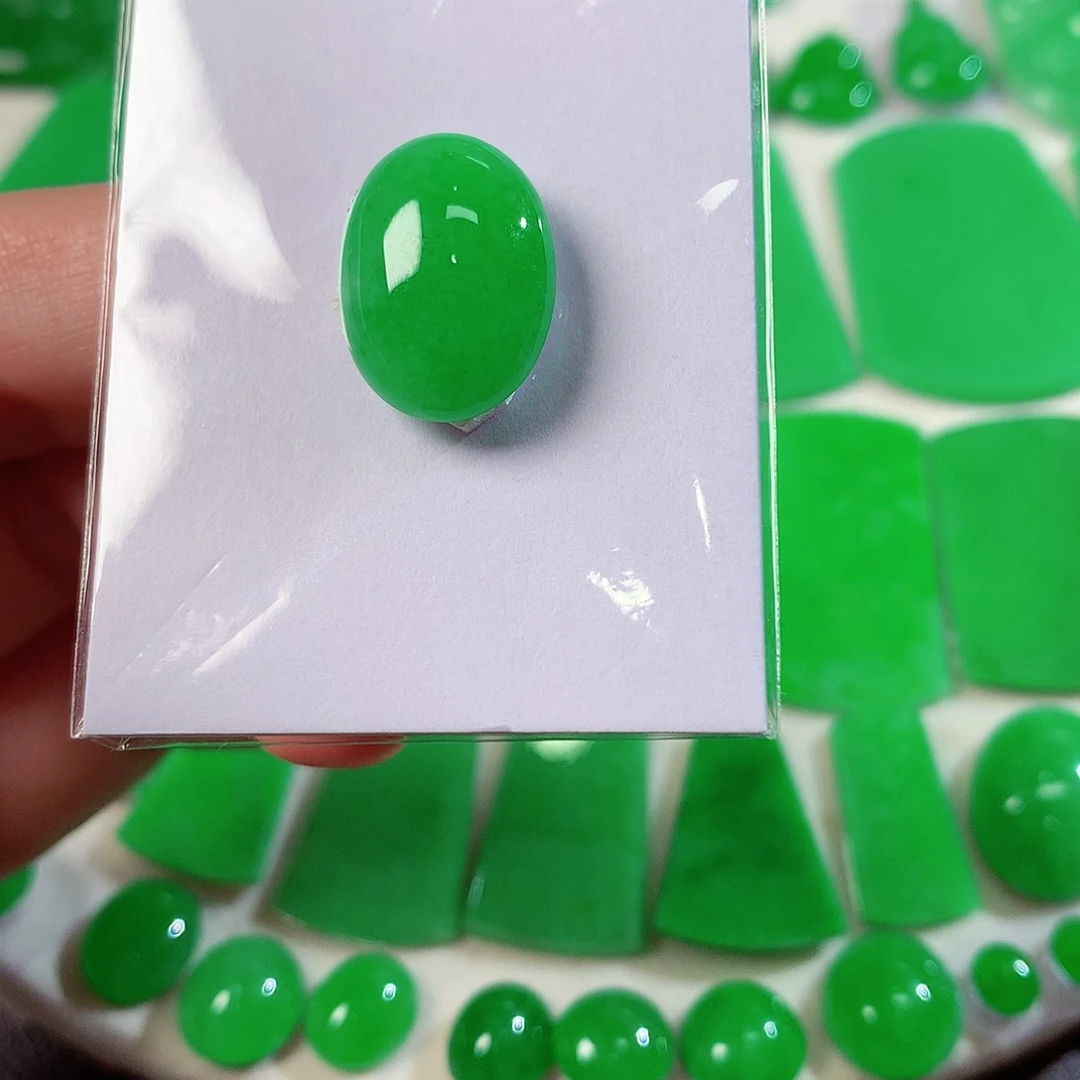 翡翠未镶嵌颈饰天然翡翠