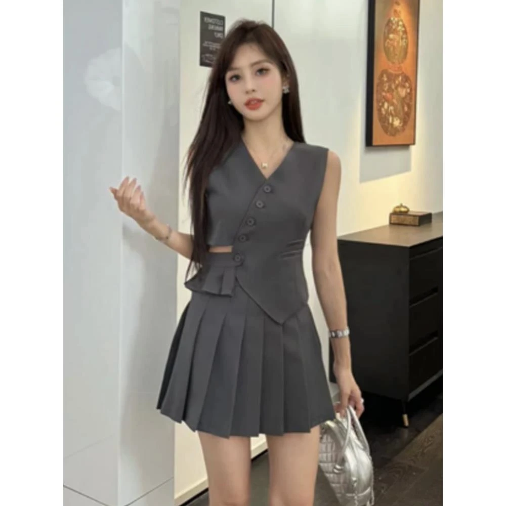 夏季御姐气质时尚套装裙女小个子穿搭高级感西装马甲百褶裙两件套