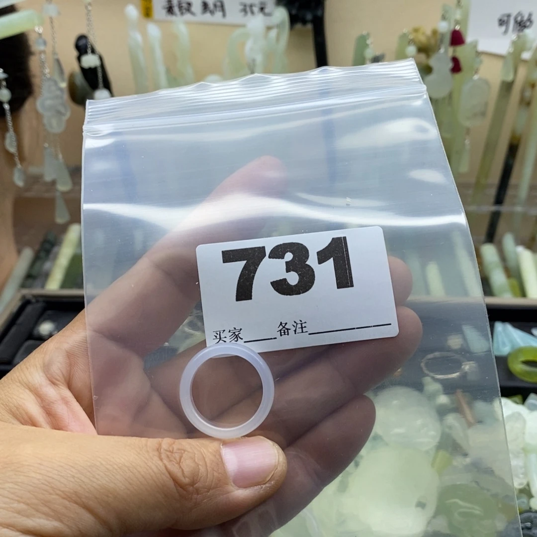 梦***儿蛇纹石玉合金颈饰