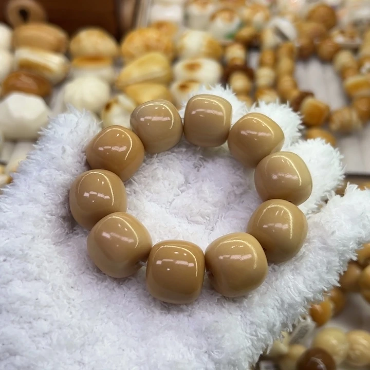 菩提根/象牙果把件75 臻品象牙果原果老师傅精工奶茶老型微瑕