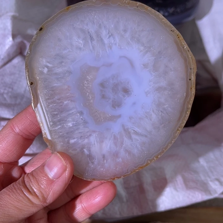 玛瑙/玉髓未镶嵌珠宝奇石