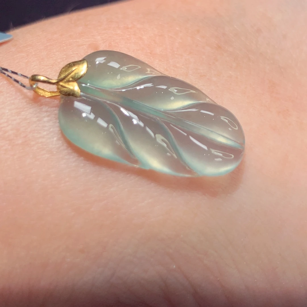 定制翡翠18K金镶嵌翡翠