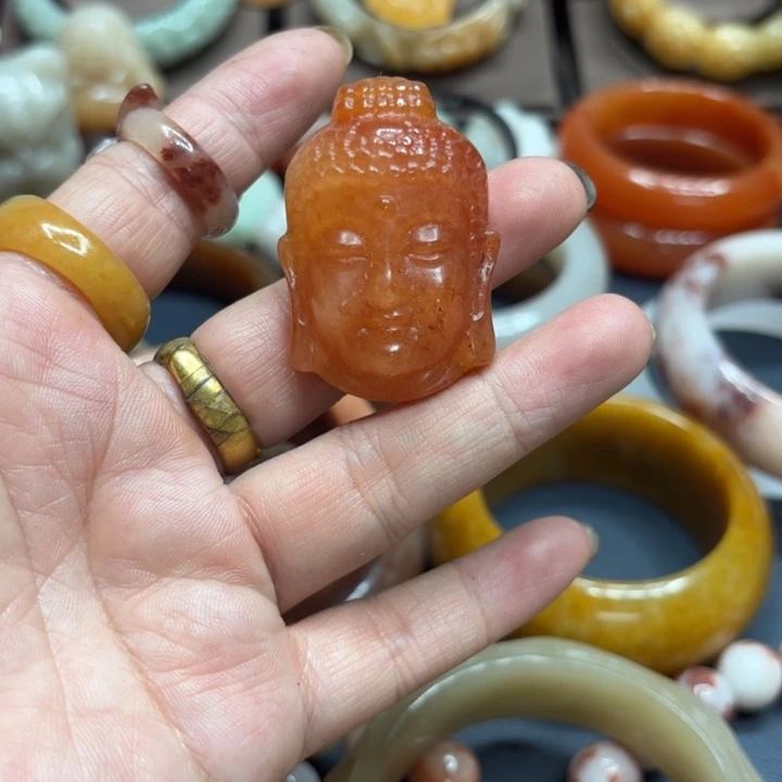 石英质玉未镶嵌手镯