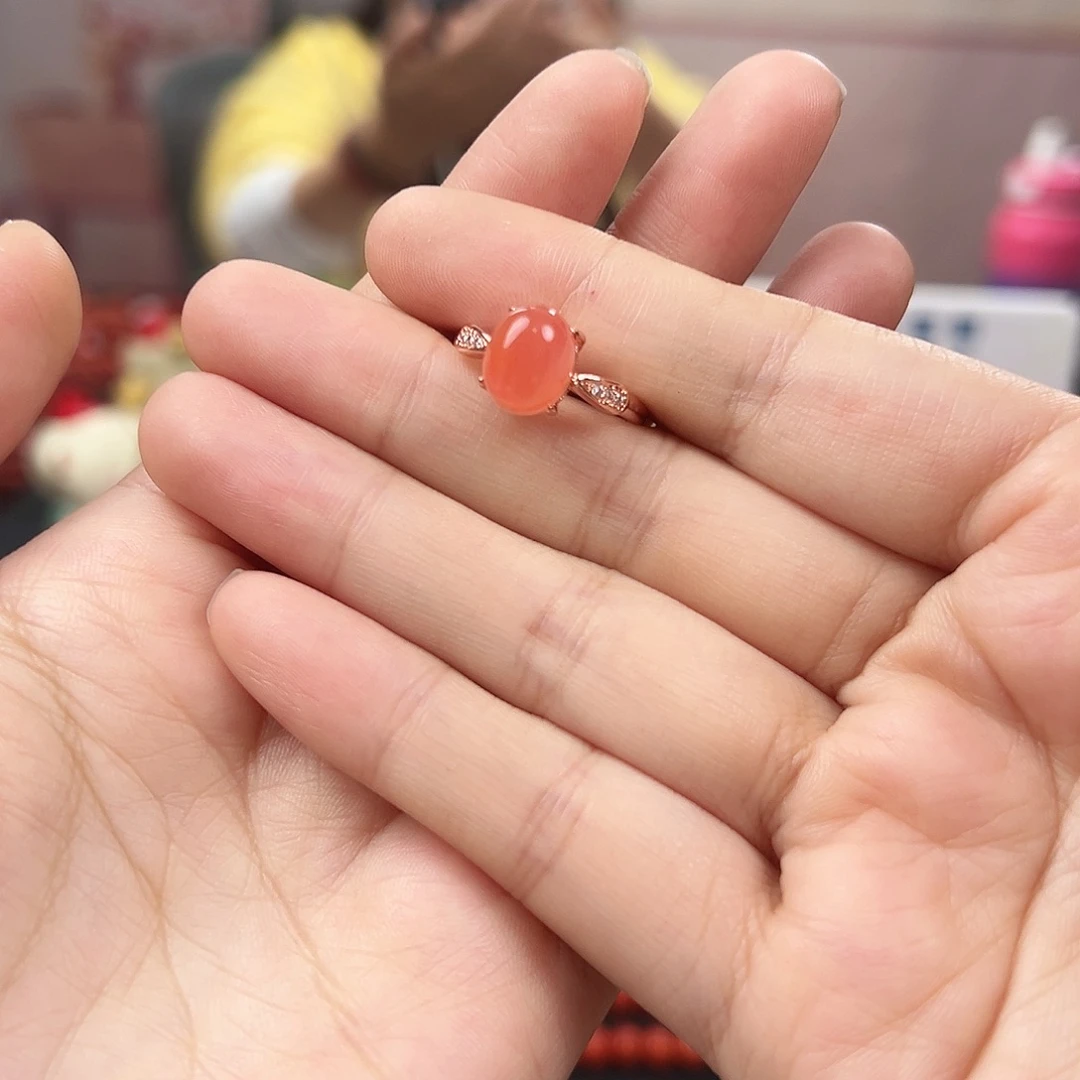 南红玛瑙未镶嵌戒指