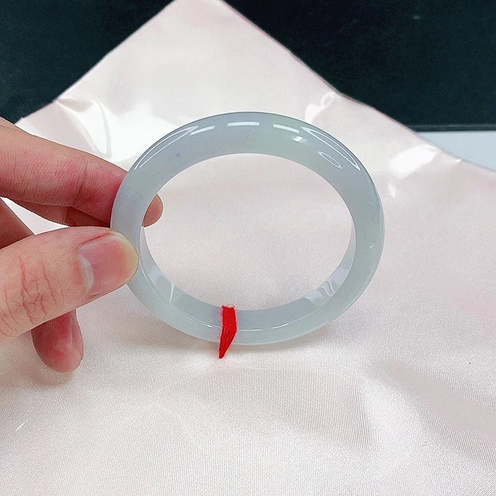 翡翠未镶嵌手镯圈53。79112