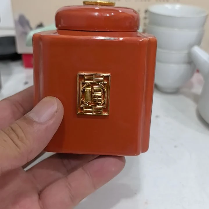陶瓷茶壶茶杯茶叶罐
