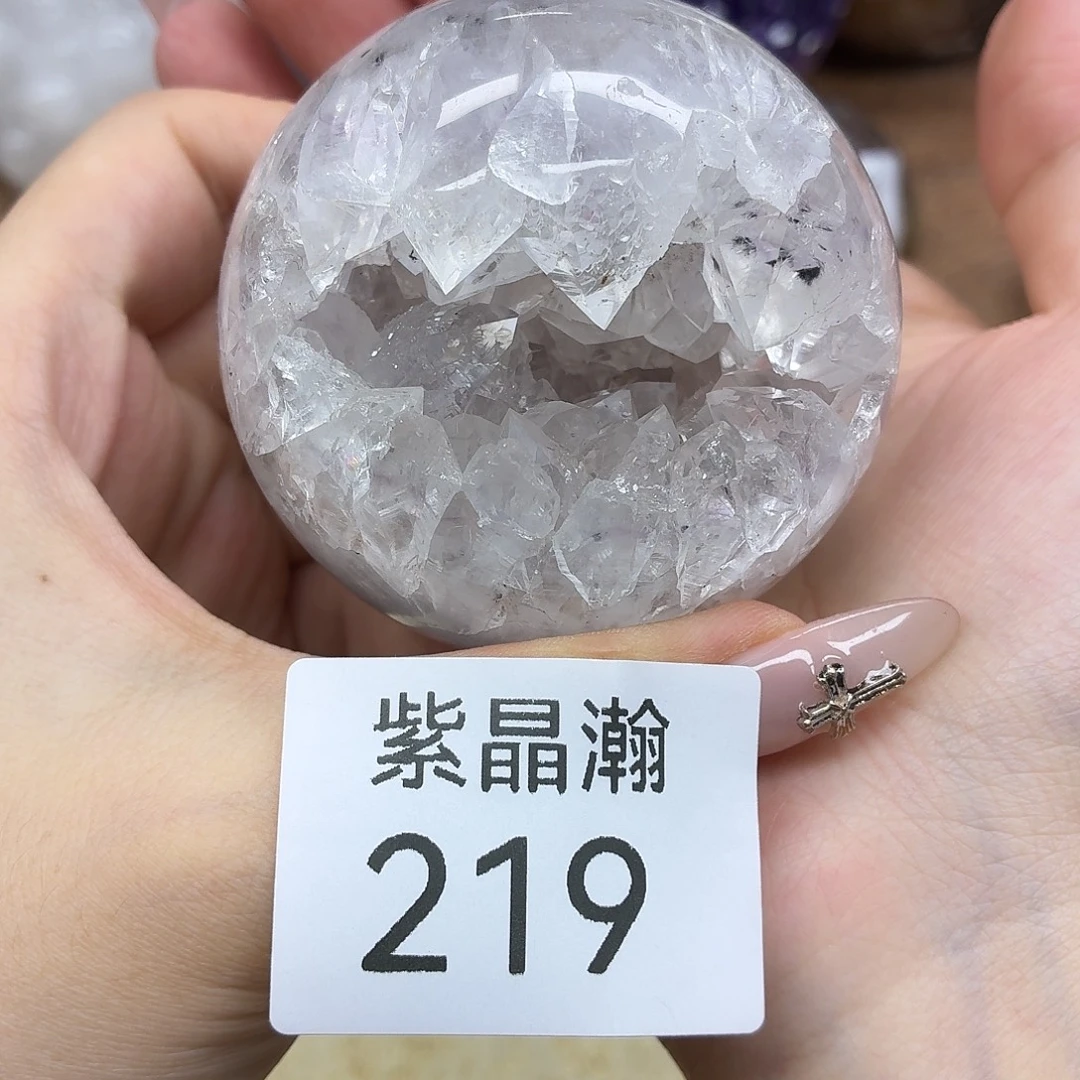 未镶嵌水晶大型摆件（非配饰）