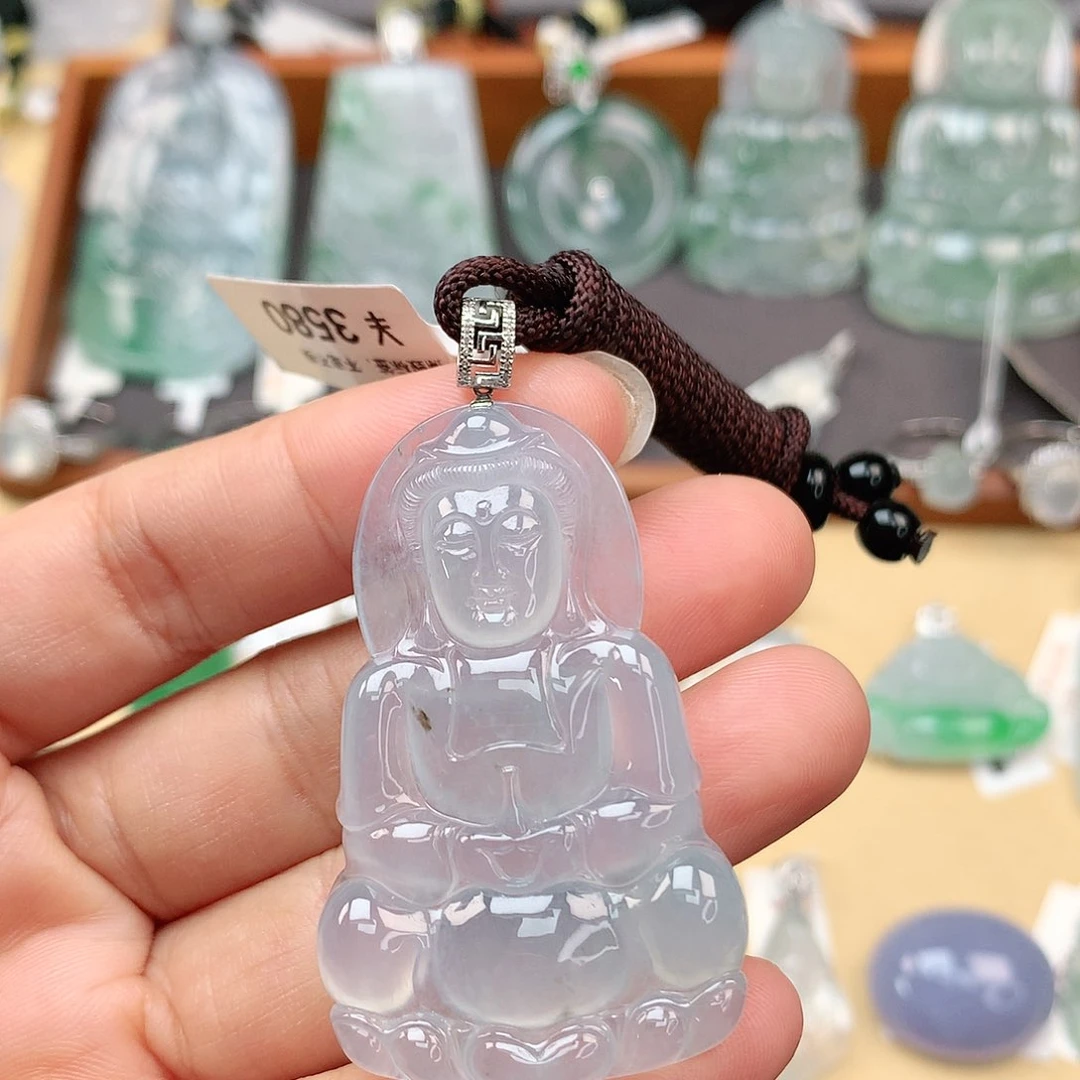 翡翠颈饰18K金镶嵌观音