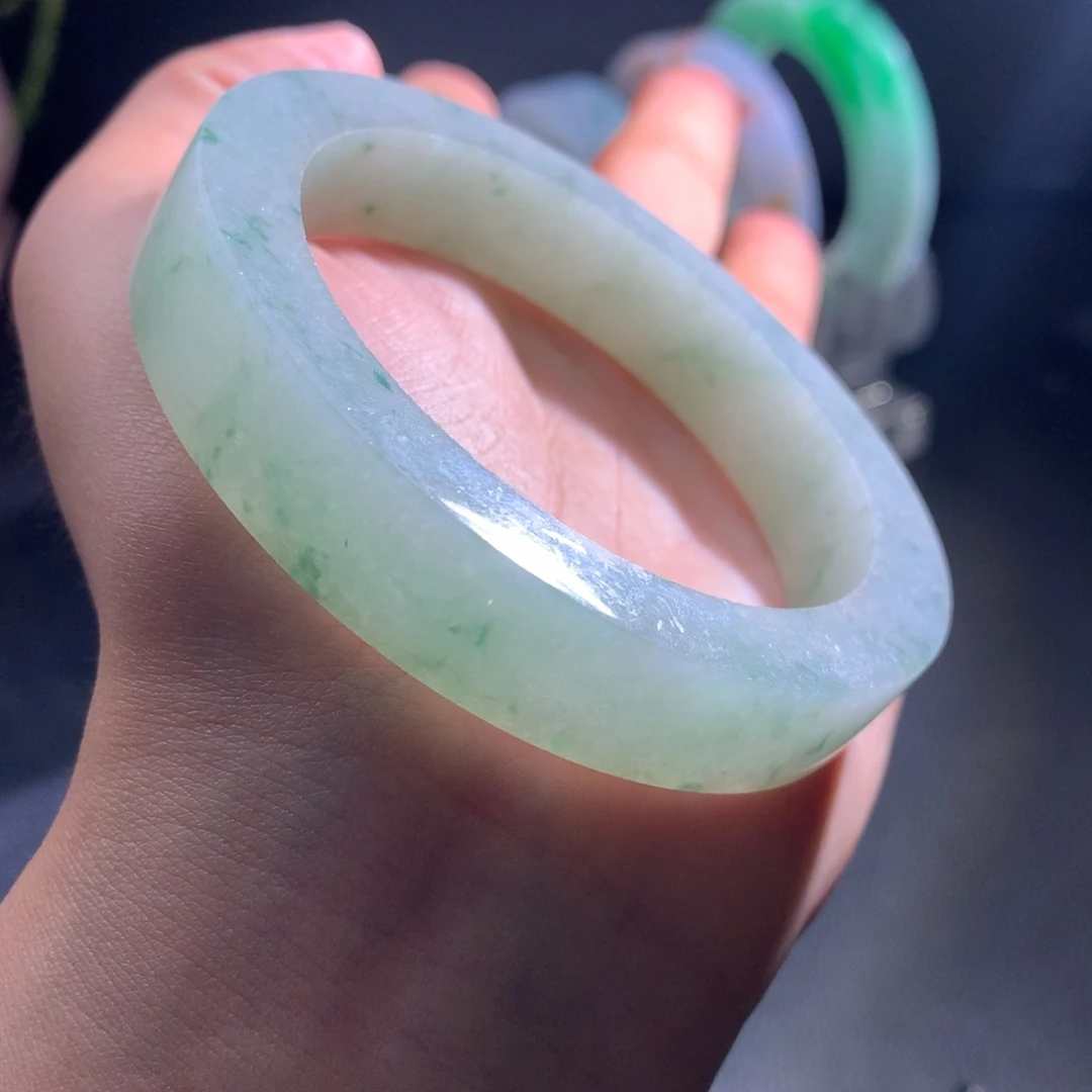 定制翡翠未镶嵌手镯绿飘花56-59