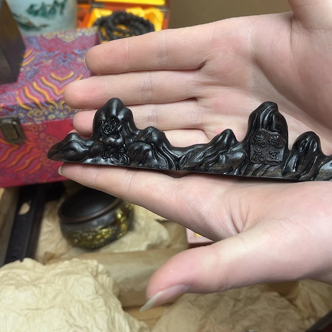 大叶紫檀（黑酸枝木类）