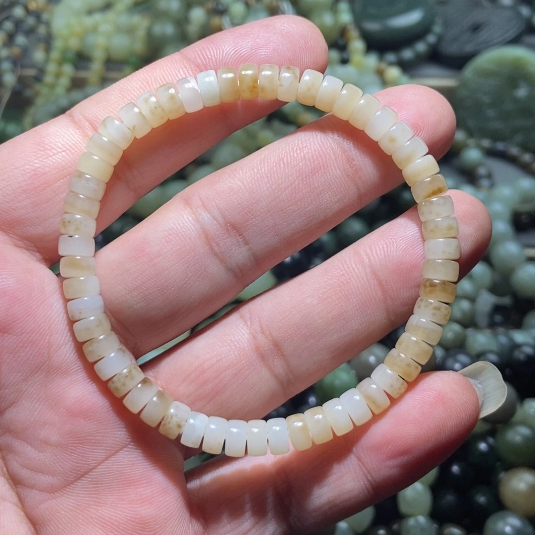 和田玉（糖玉）未镶嵌手链