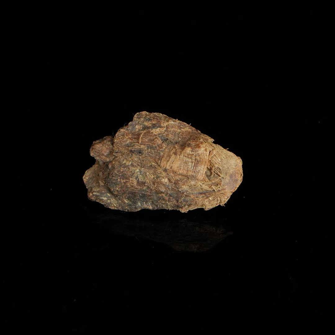 DY-C653 马拉ok沉水风化料（火烧） / 8.6g