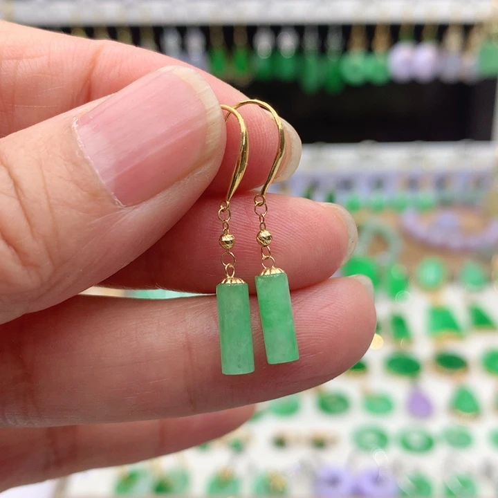 翡翠18K金镶嵌耳饰