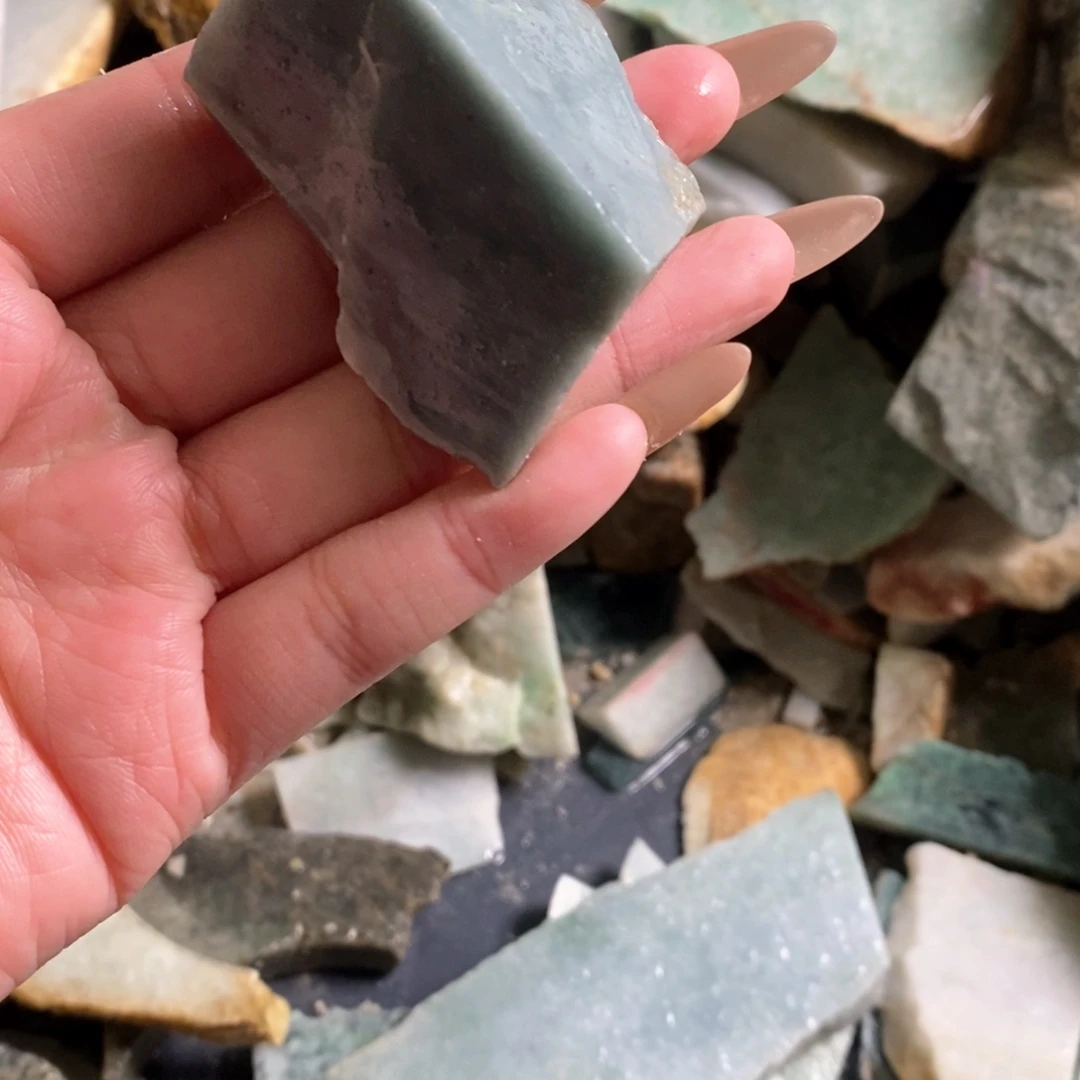 颈饰未镶嵌翡翠天然翡翠