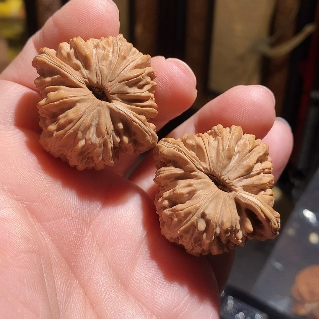 文玩核桃把件39四座楼全品