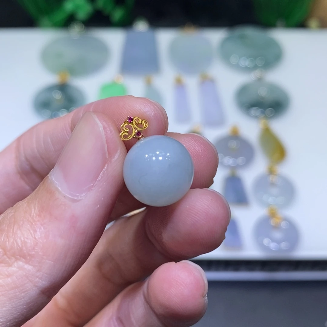 翡翠18K金镶嵌吊坠(不含链)