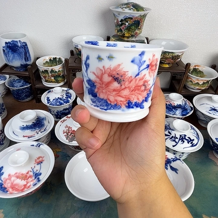 忠意堂釉下彩红牡丹