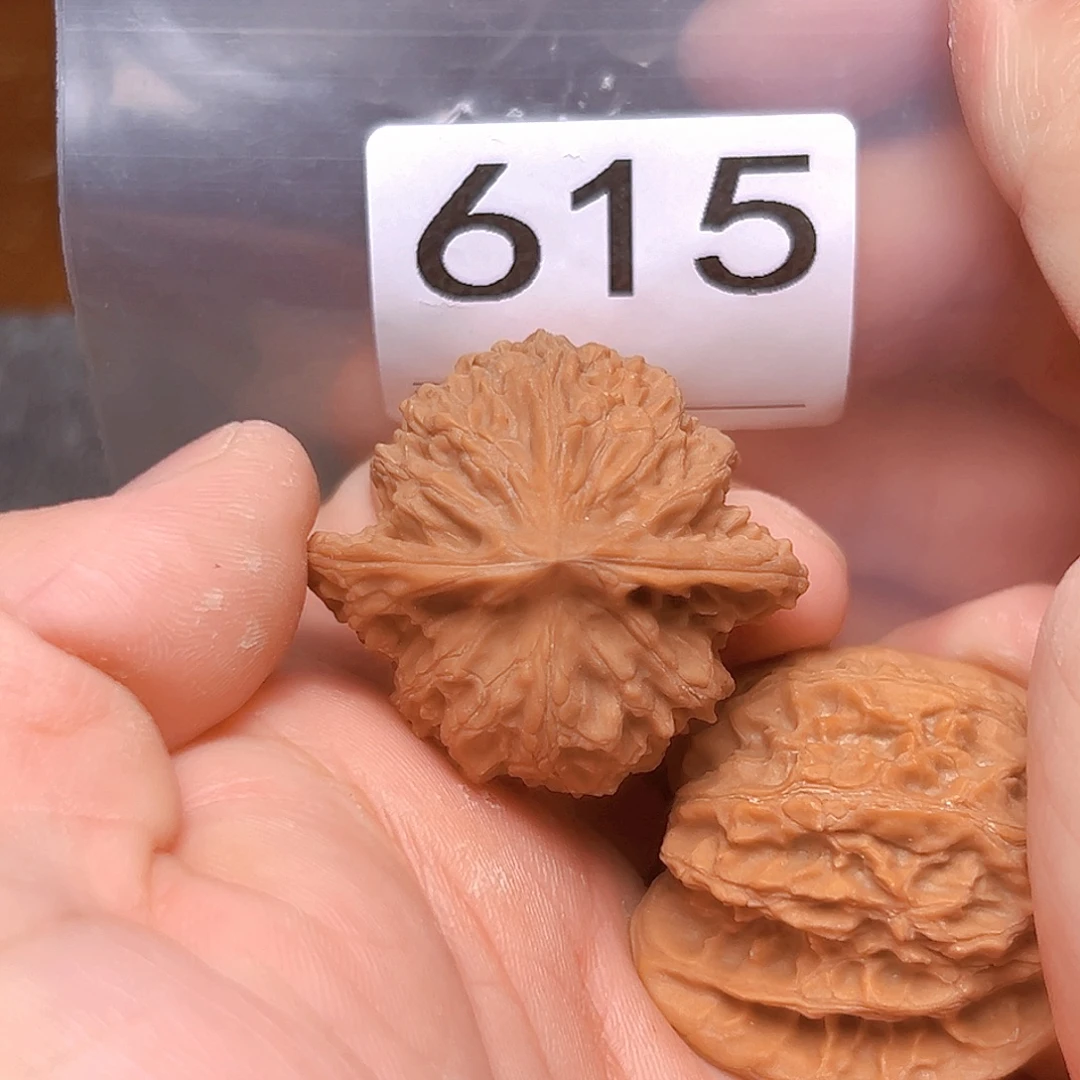 吊坠文玩核桃凤凰岭