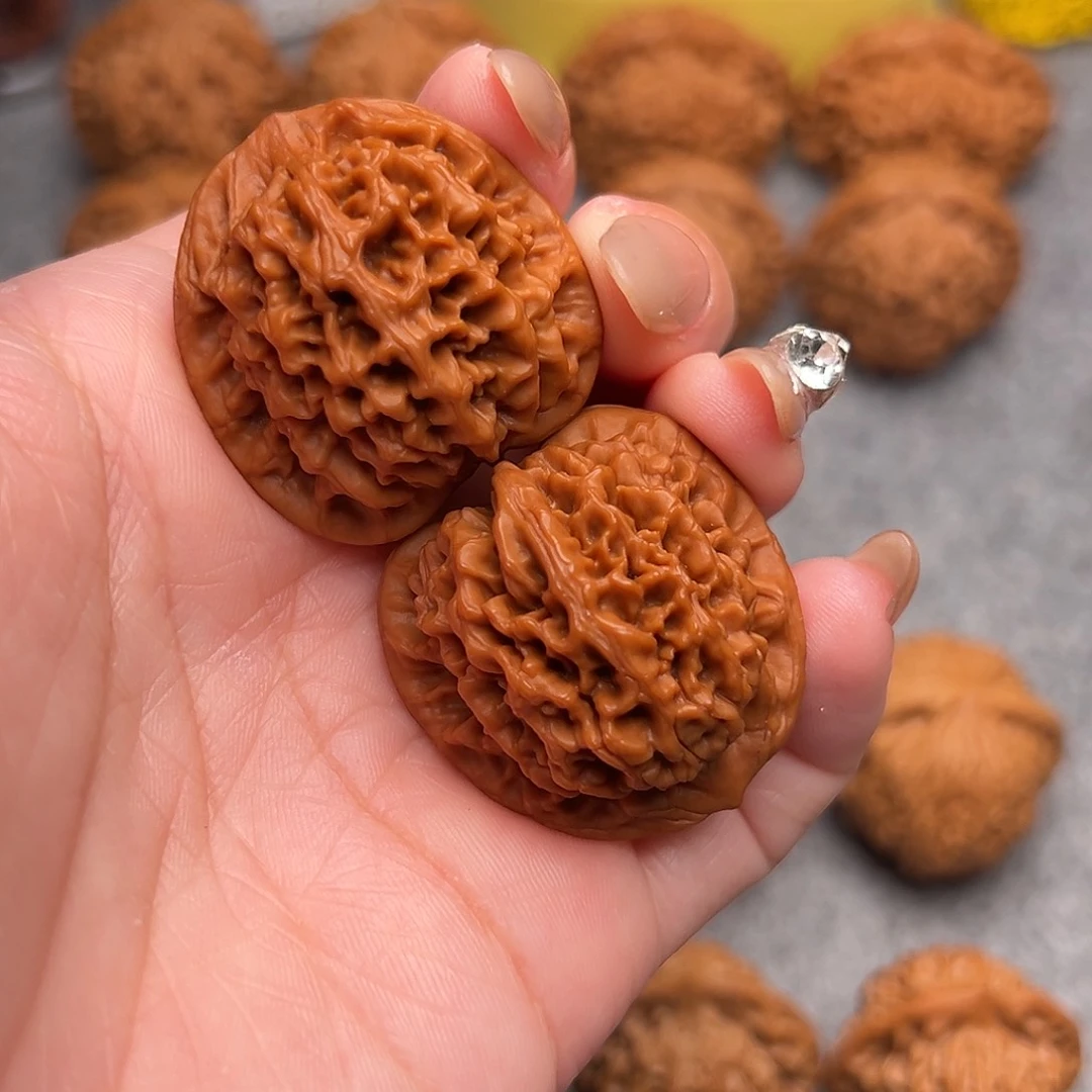 把件文玩核桃精品野生秦闷狮子头33.5全品毕业款