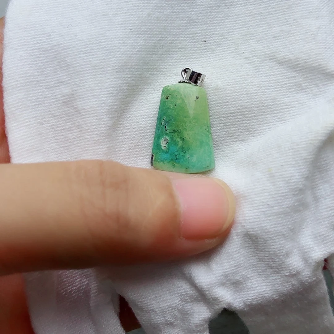 未镶嵌南红玛瑙珠宝奇石
