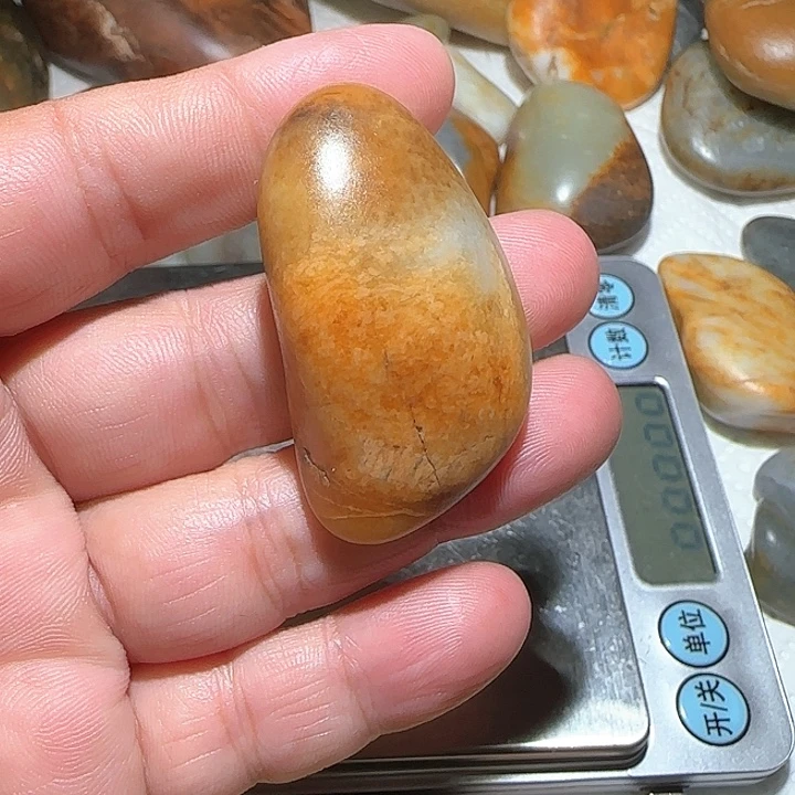 和田玉（子料）未镶嵌颈饰