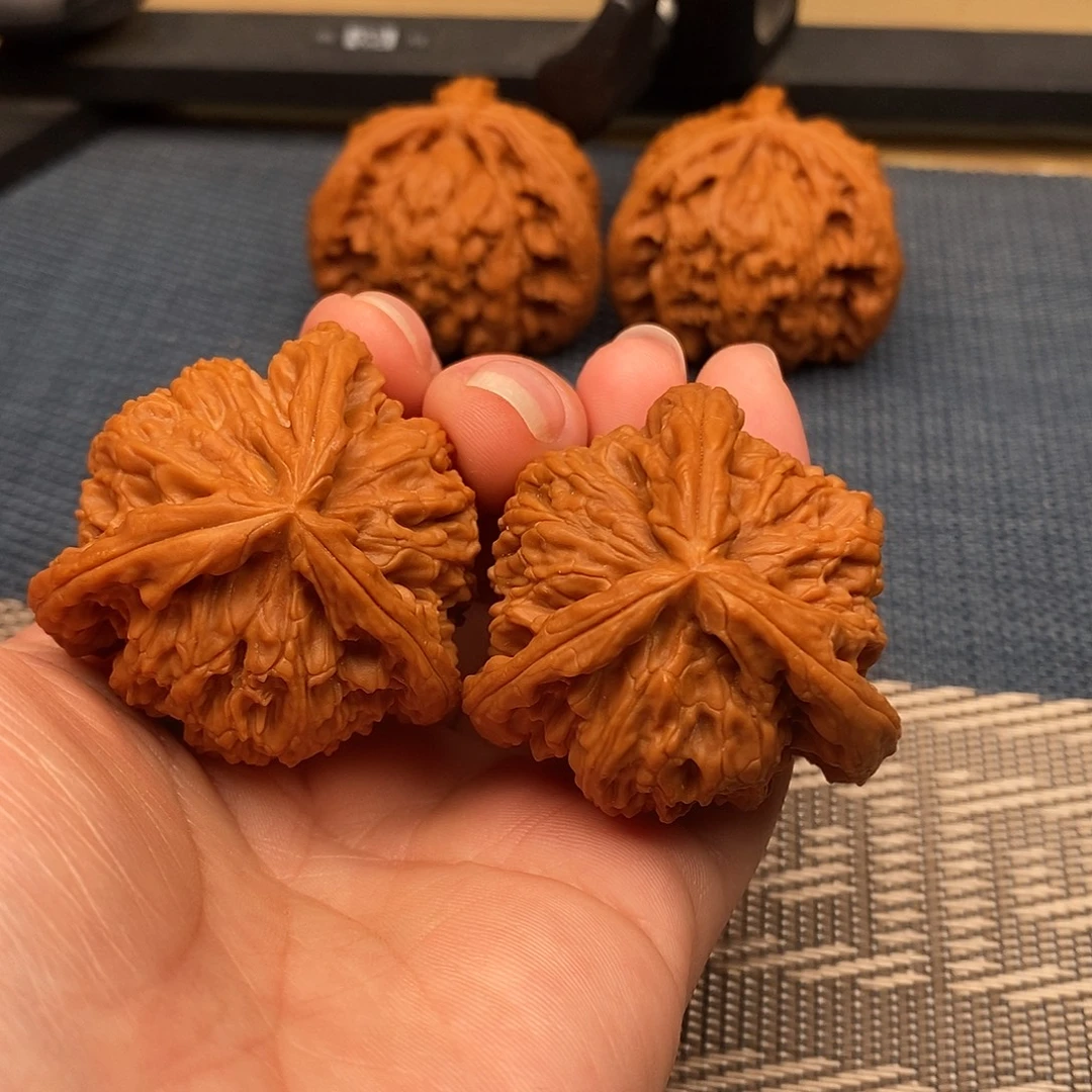 用***1吊坠文玩核桃三棱