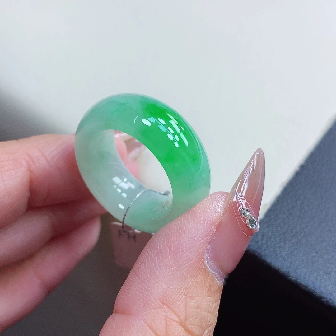 翡翠戒指未镶嵌18号