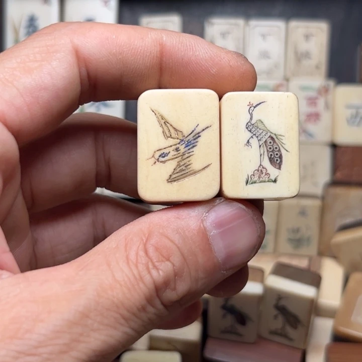 用***2实心竹雕刻手把件