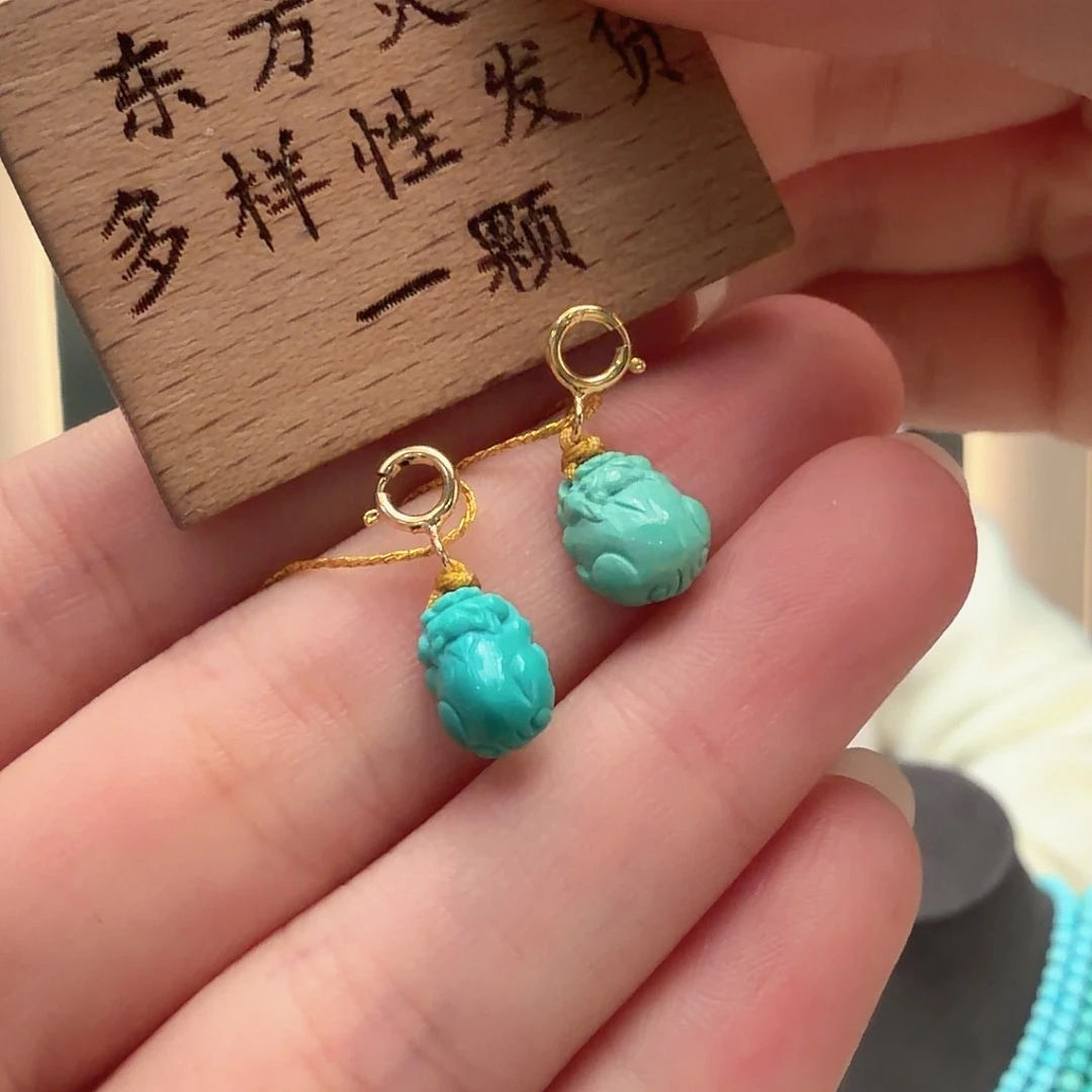 绿松石未镶嵌颈饰