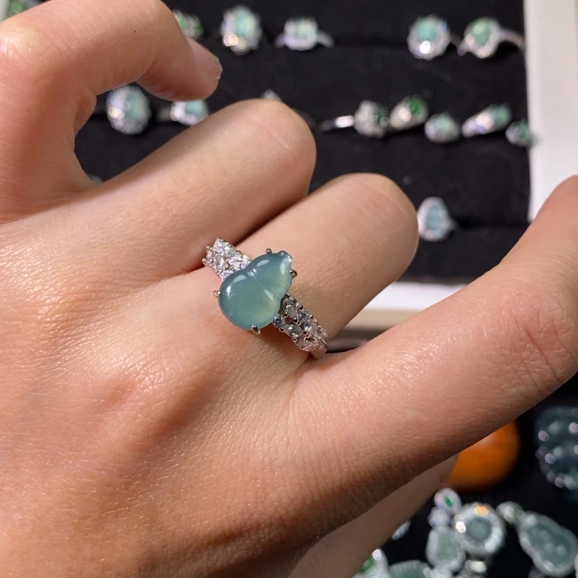 【闪购商品】翡翠颈饰未镶嵌九***哥天然