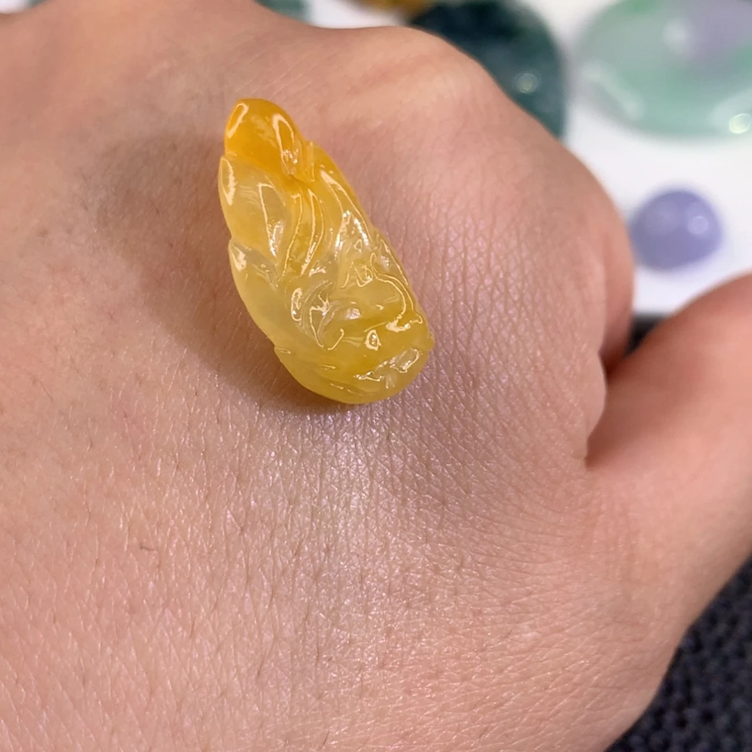 定制翡翠未镶嵌翡翠