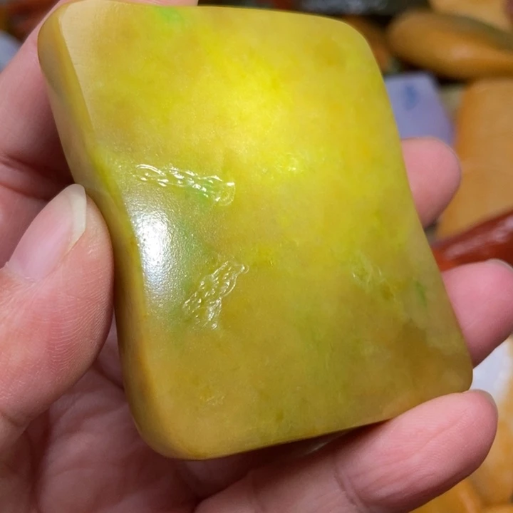 定制翡翠未镶嵌包工