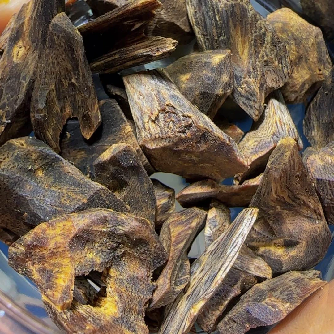 沉香手把件用****4沉香奇楠沉水白棋树丁20克