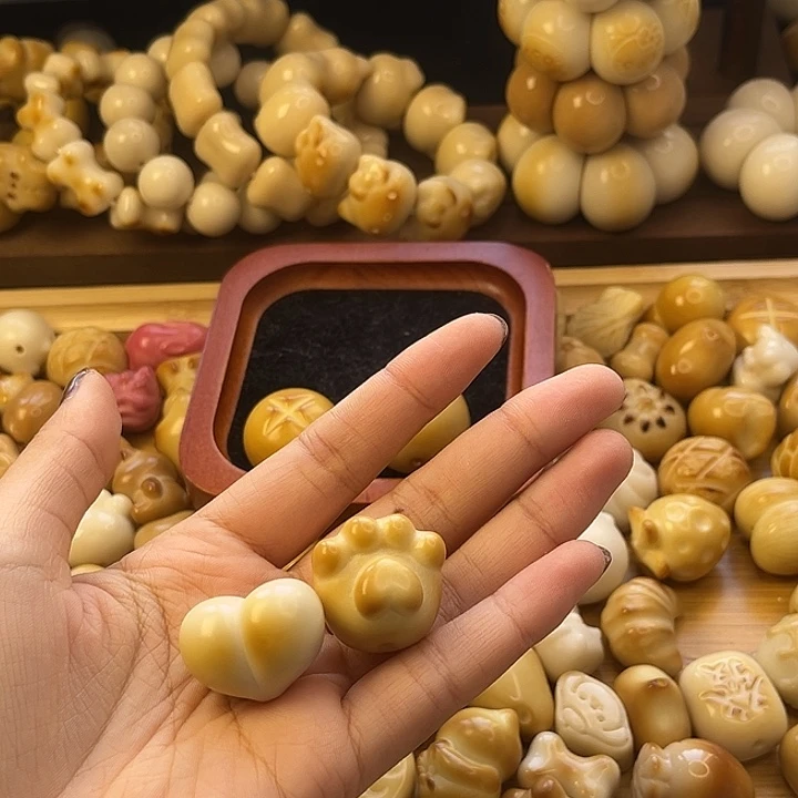 *****吊坠菩提根/象牙果