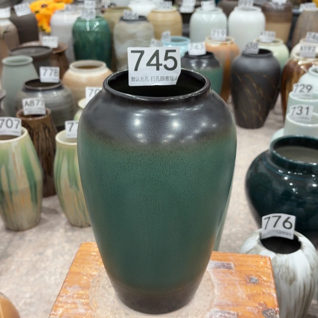 摆件瑕疵745 景德镇陶瓷花瓶高27口9.5