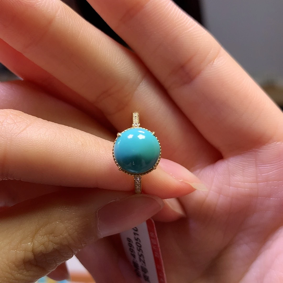 绿松石18K金镶嵌戒指