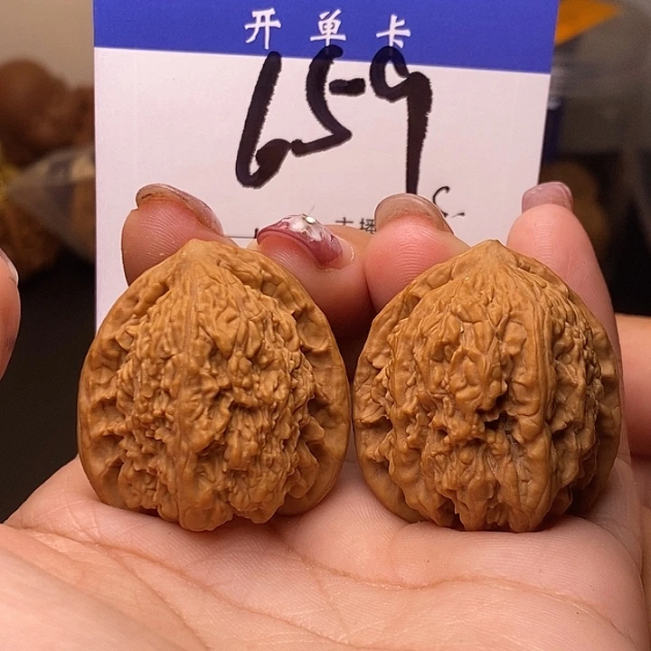 吊坠桃核蚂蚁沟36无刀痕s