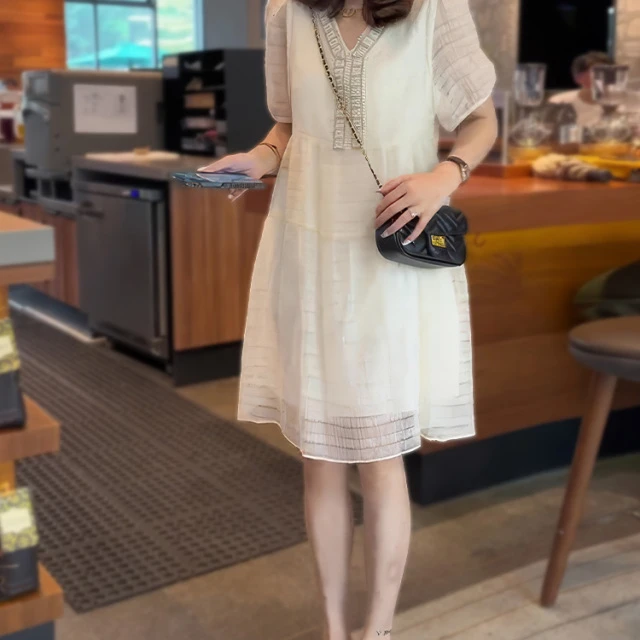 夏季时尚法式显瘦气质女神范白色绝美提花收腰中长款连衣裙